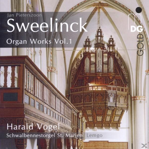 CD-Cover: Sweelinck Orgelwerke, Bd. 1. Eine große Orgel in einer Kirche. Holzkonstruktion.
