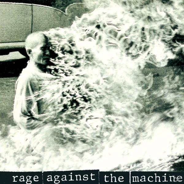 Rage Against the Machine album borító. Lángoló férfi, fekete szöveg alul.