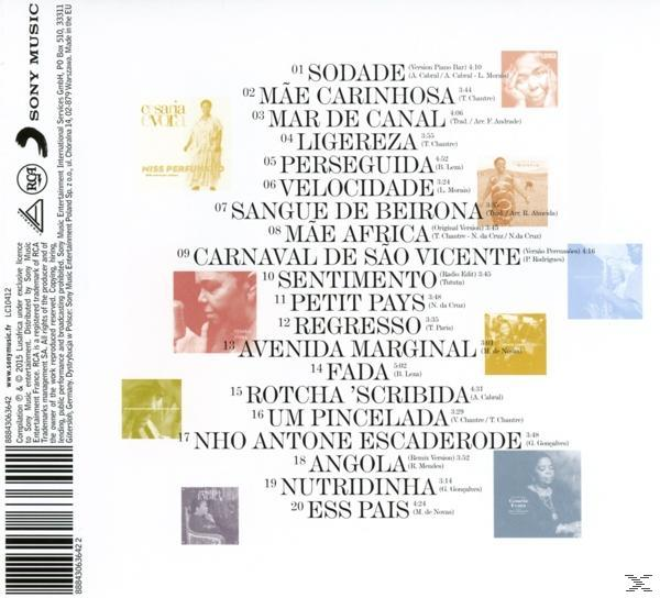 Egy CD hátlapja, amely dalszövegeket, előadói neveket és kis képeket tartalmaz. A háttér színek keveréke.
