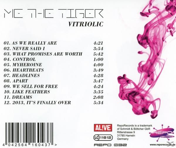 CD-Cover mit Titel, Titelliste und pinkfarbenem Tintendesign. Enthält den Bandnamen und das Logo.