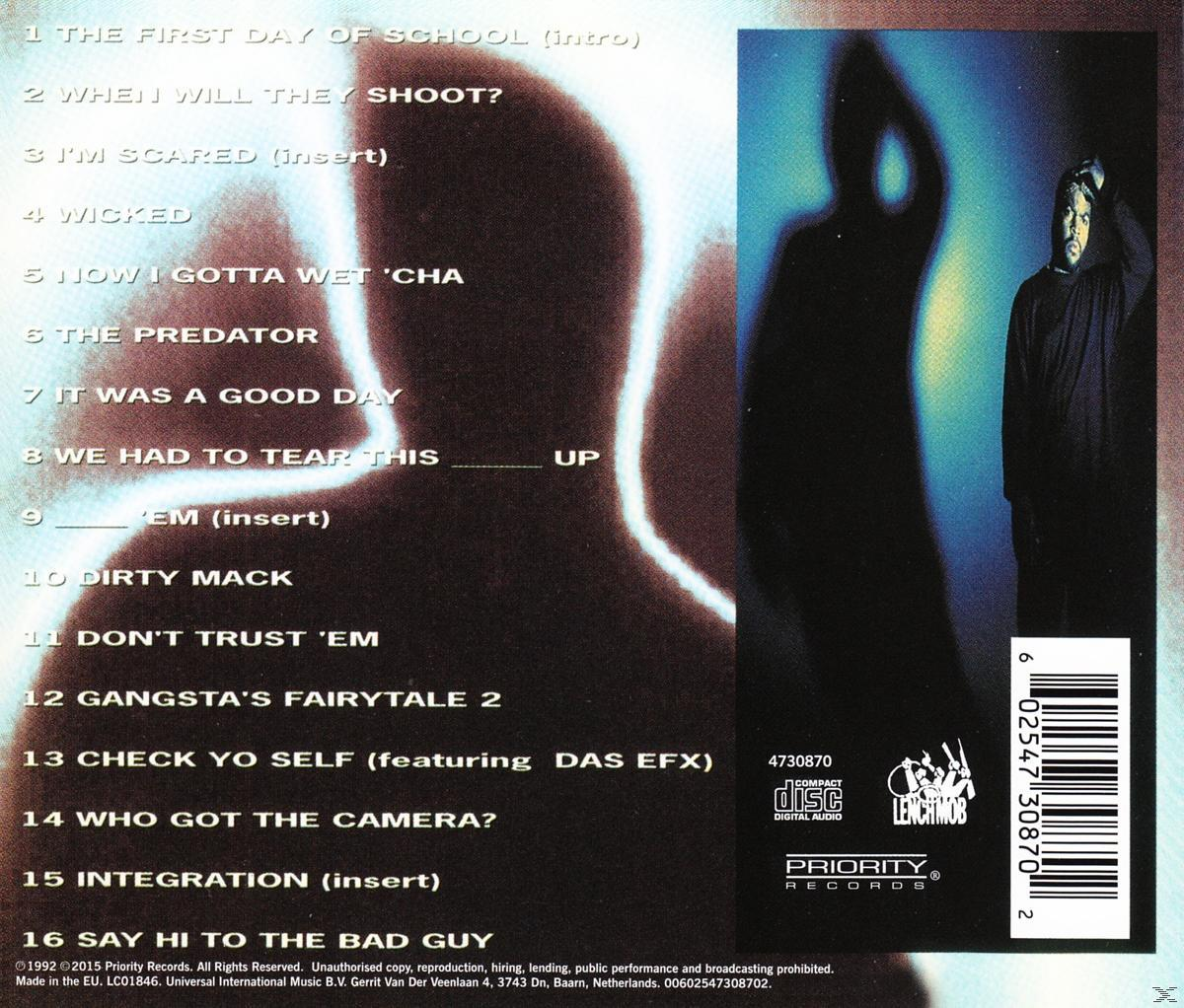 CD-Cover. Silhouetten auf blau-grünem Hintergrund mit einer Liste von Titeln.