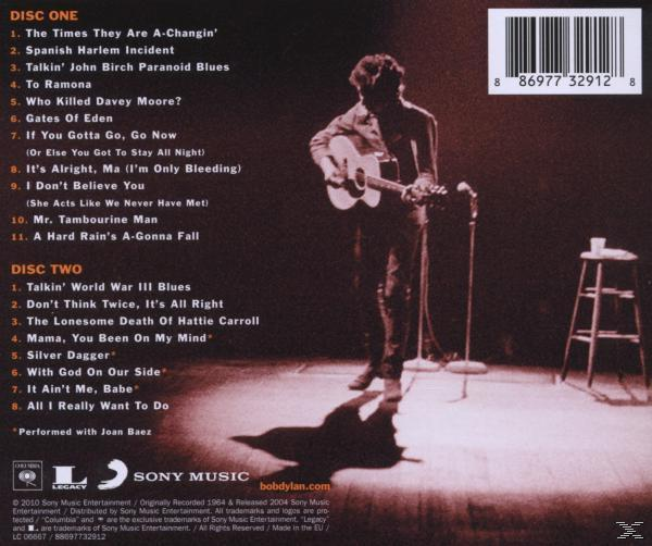 CD-Cover mit Bob Dylan. Der Text listet Songs wie The Times They Are a-Changin'. Ein Mann mit Gitarre.
