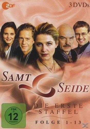 DVD-Cover für eine Serie. Enthält Porträts von fünf Personen und den Serientitel auf Deutsch.