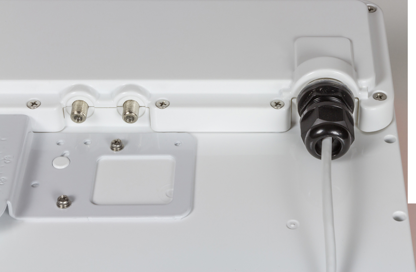 SELFSAT IP 36 SAT-IP Antenne