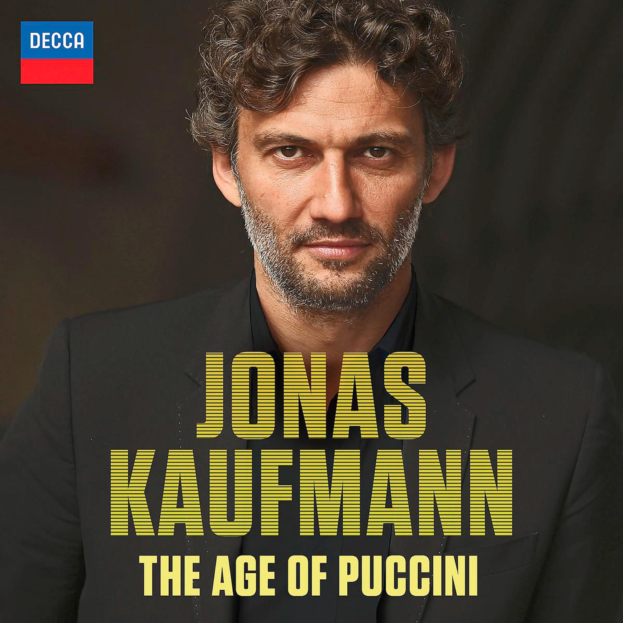 Albumcover. Porträt von Jonas Kaufmann mit dem Text Jonas Kaufmann, The Age of Puccini.