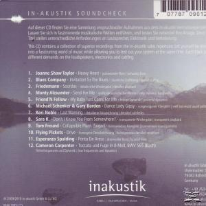 Albumcover. Text und eine Titelliste auf weißem Hintergrund. Titel: In-Akustik Soundcheck.