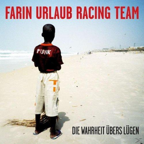 Albumcover eines Jungen am Strand mit 'PUNK' auf dem Shirt.