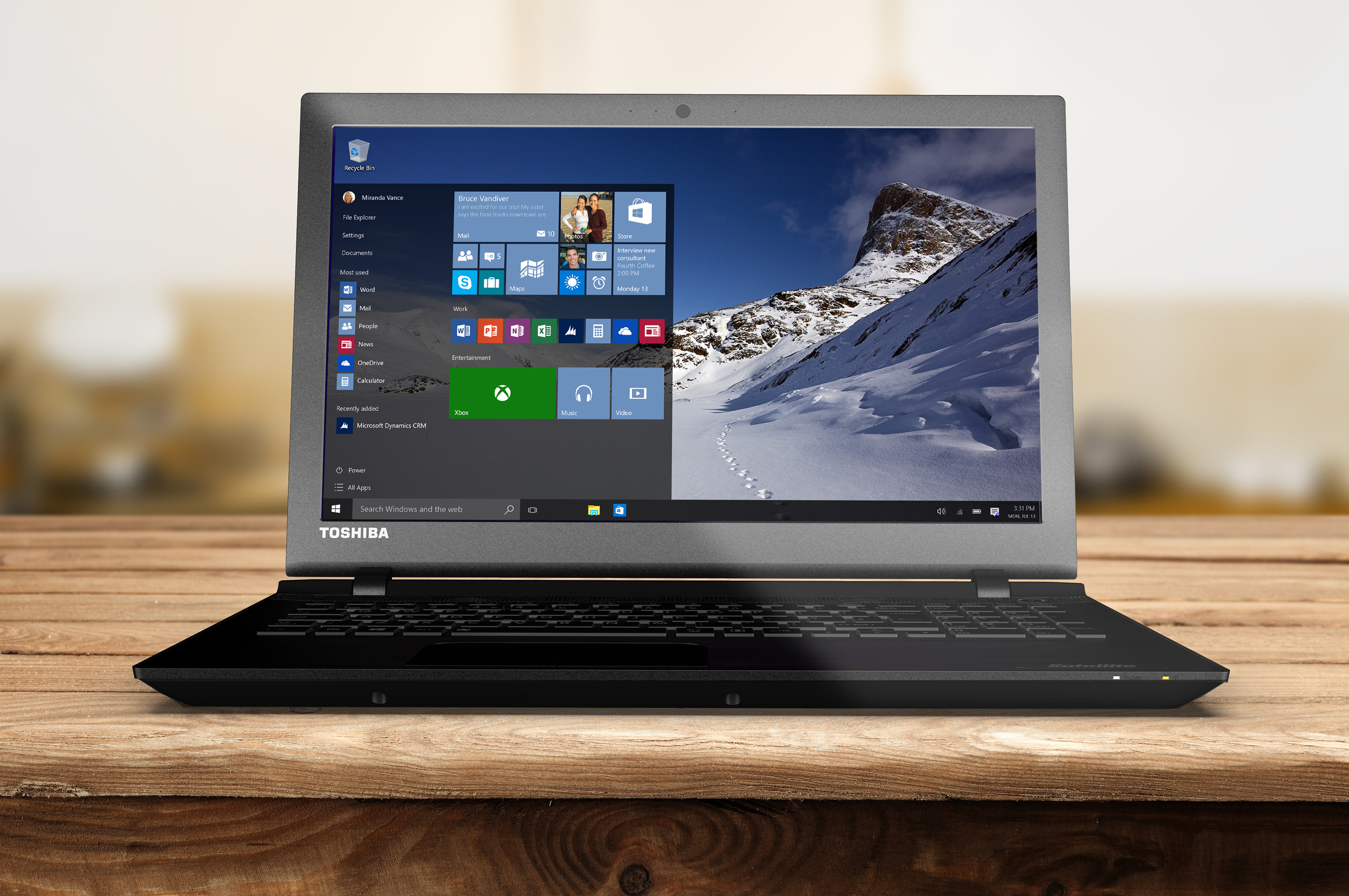 TOSHIBA Laptop Satellite C55-C-1N8 Intel Core i3-5005U (PSCPNE-02E01NBT)