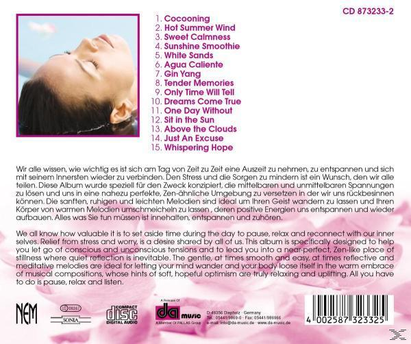 CD-Cover: Frau im Wasser, Titelliste, rosa Hintergrund.
