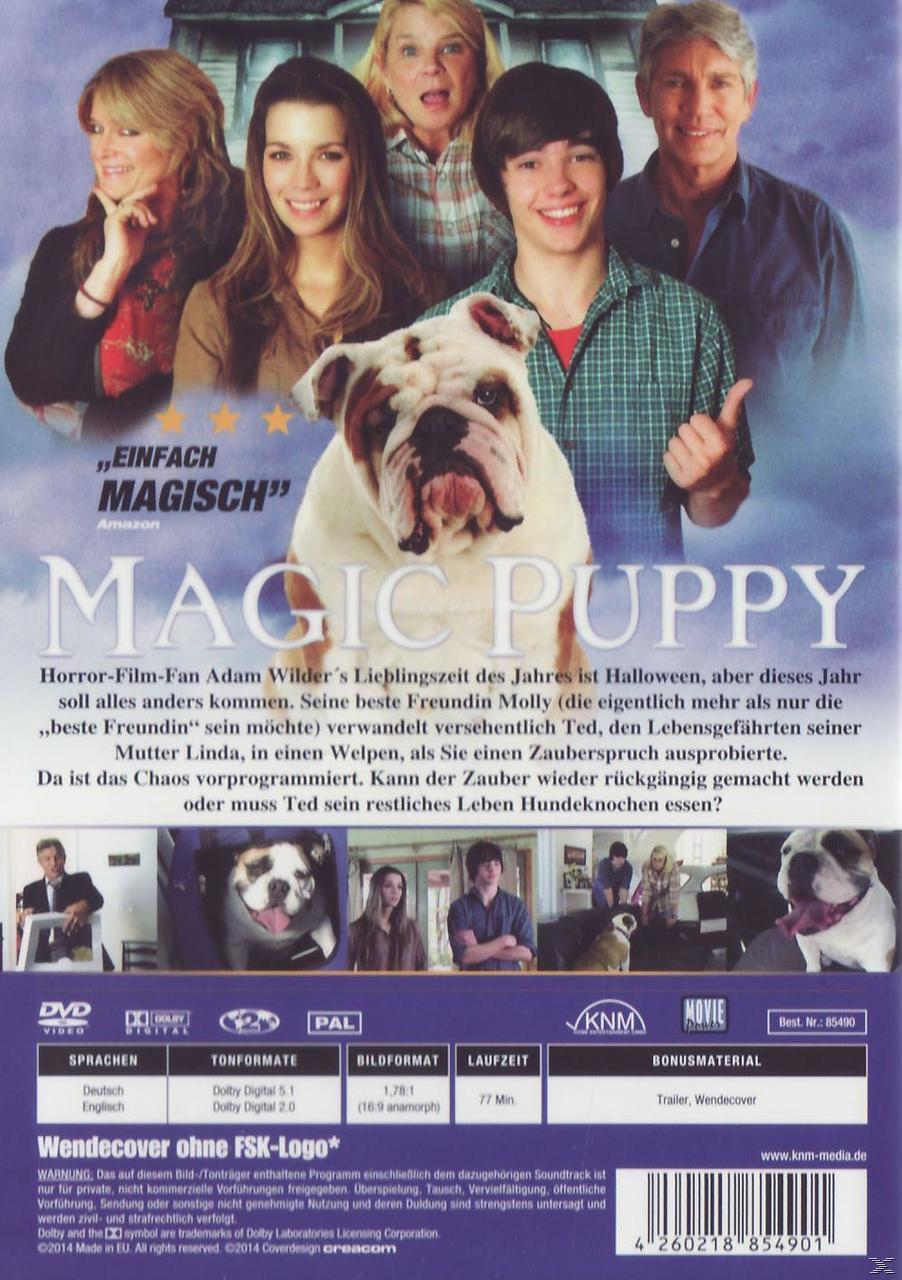 DVD-Cover für Magic Puppy, Familie mit Bulldogge, Haus im Hintergrund.