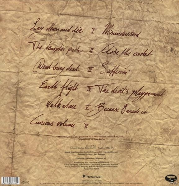 Albumcover: ein alt aussehendes Papier mit handgeschriebenen Texten und Songtiteln.