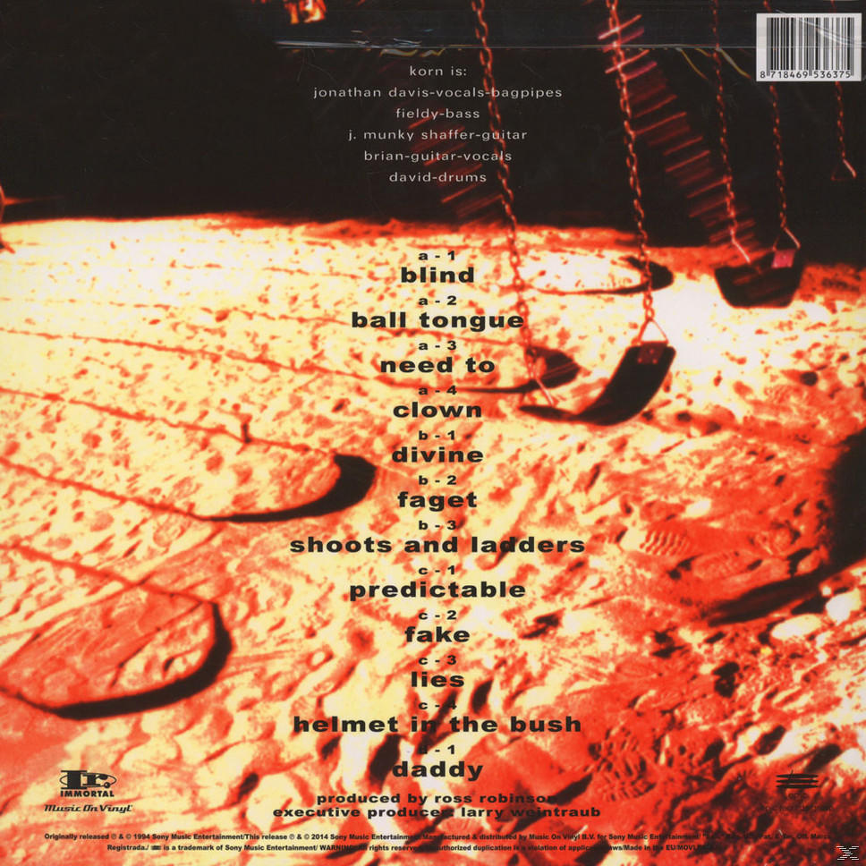 Album borító hintákkal és tüzes háttérrel. A szöveg részletezi a zenekar tagjait és a dalok címeit.
