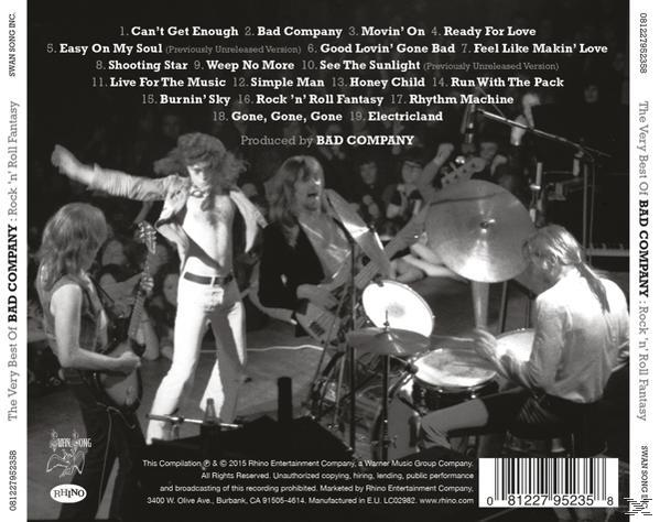 Albumcover mit einer spielenden Band. Es ist ein Schwarzweißfoto einer Live-Performance.