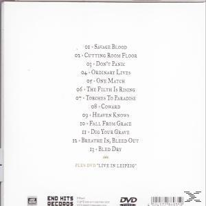 CD-Rückseite mit einer Liste von Songs im Textformat, mit Musikinformationen.