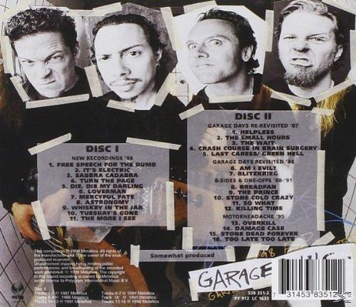 CD-Rückseite. Fotos der Bandmitglieder mit Titelliste. Text auf der Seite.