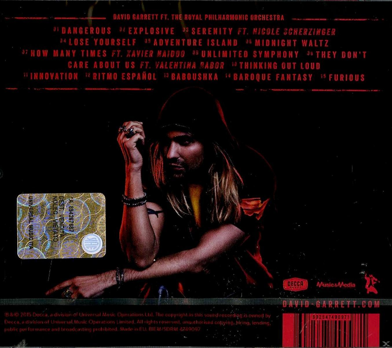 Rückseite einer CD-Hülle. Ein Mann mit langen Haaren ist abgebildet. Text listet Songs und Credits auf.