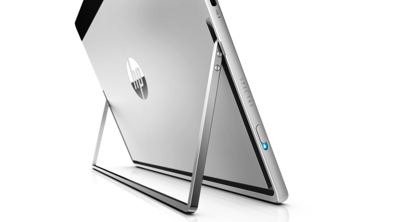 Silbernes Tablet mit Ständer, HP-Logo sichtbar. Schräg auf einer weißen Oberfläche stehend.