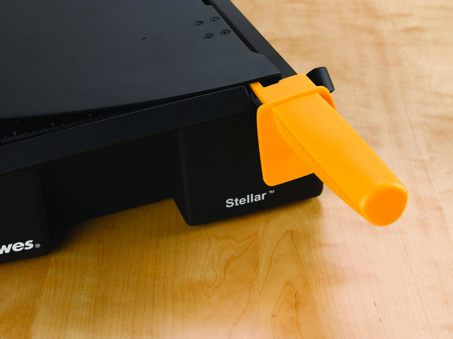 FELLOWES Kollu Kağıt Kesme Makinesi Stellar A3
