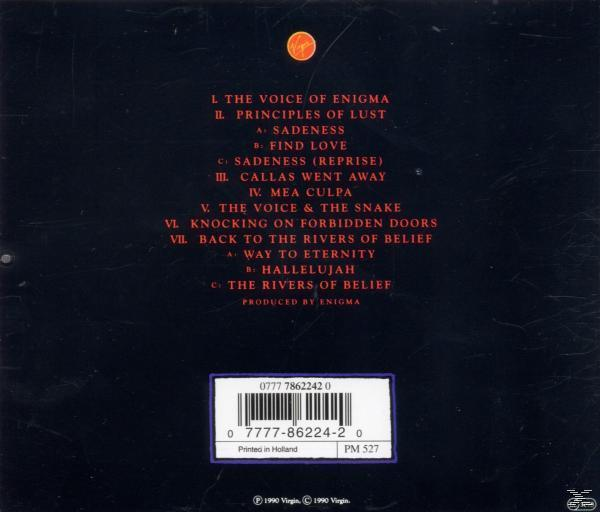 Die Rückseite einer Enigma-CD mit Titelliste in roter Schrift auf schwarzem Hintergrund. Enthält einen Barcode und ein Logo.