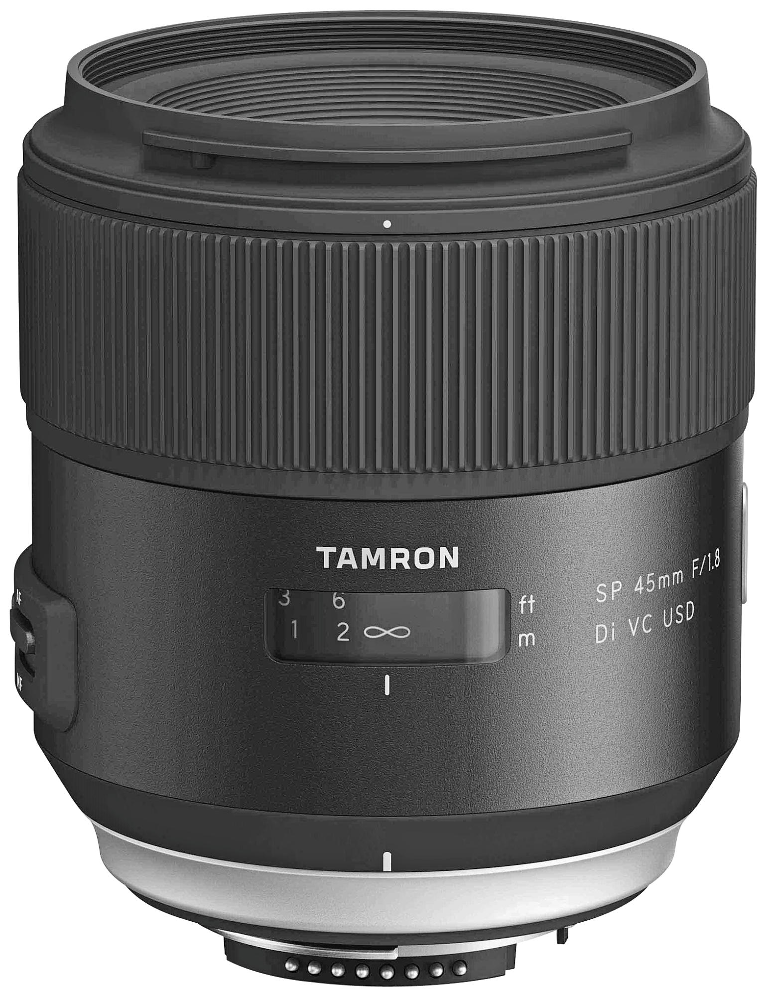 Schwarzes Tamron SP 45mm F/1.8 Di VC USD Objektiv. Es hat Fokus- und Blendenringe mit einer Entfernungsskala.