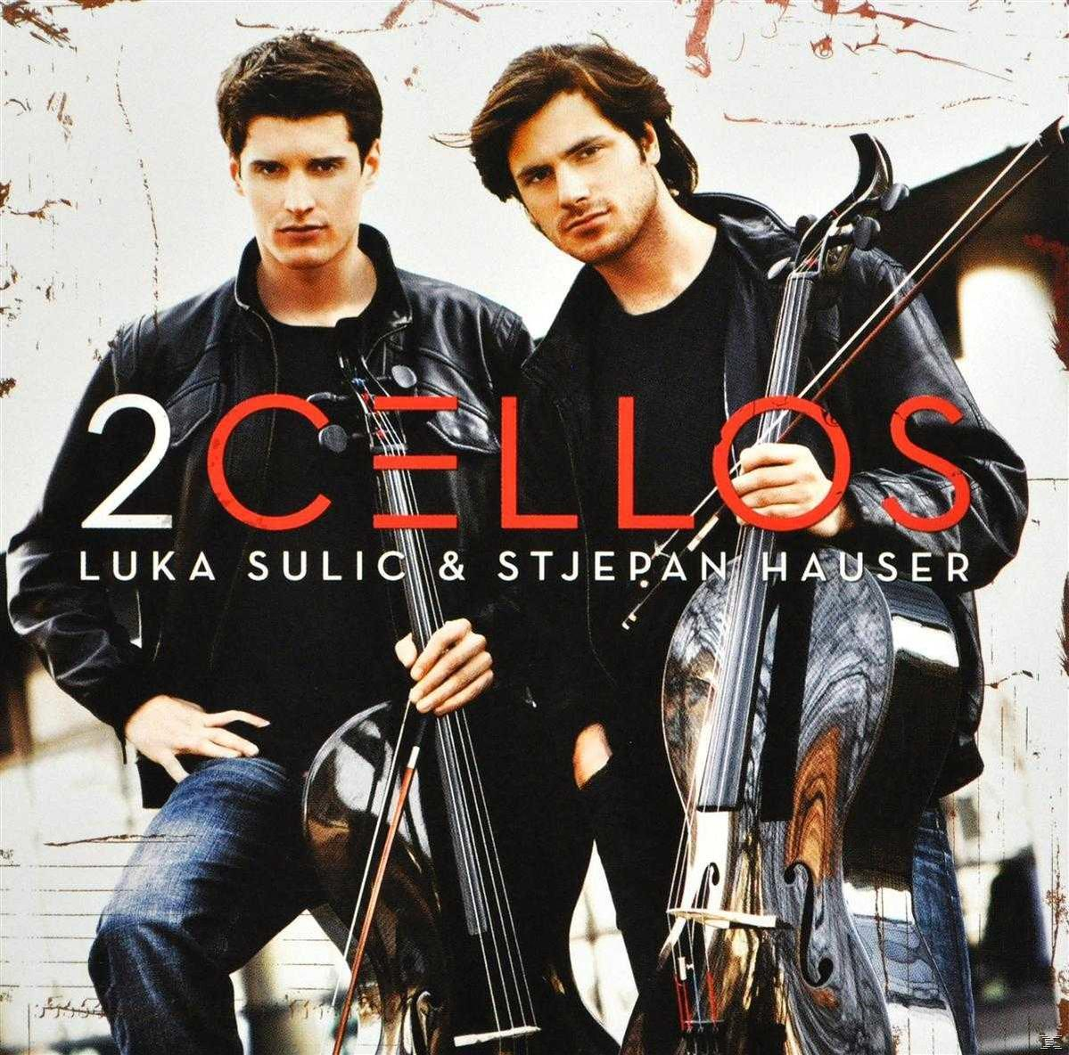 Albumcover: 2Cellos. Zwei Männer mit Celli, einer mit rotem Text '2Cellos' und den Namen Luka Sulic & Stjepan Hauser.