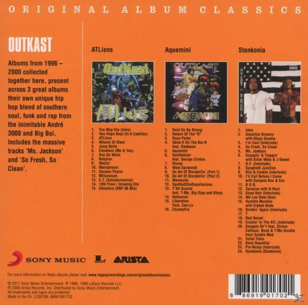 Outkast-Albumcover. Mehrere Albumcover mit Titellisten und Label-Informationen.