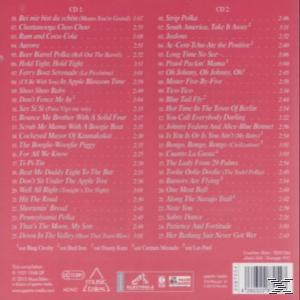 Albumcover mit zwei CDs. Text und Songtitel befinden sich auf einem rosa Hintergrund. Text ist auf Deutsch.