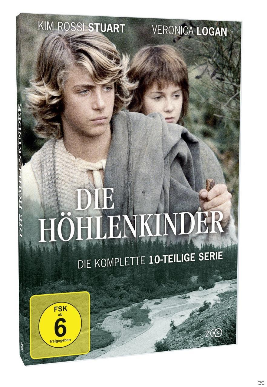 DVD-Cover mit einem Jungen und einem Mädchen in einem Wald, Bäume im Hintergrund, Text oben.
