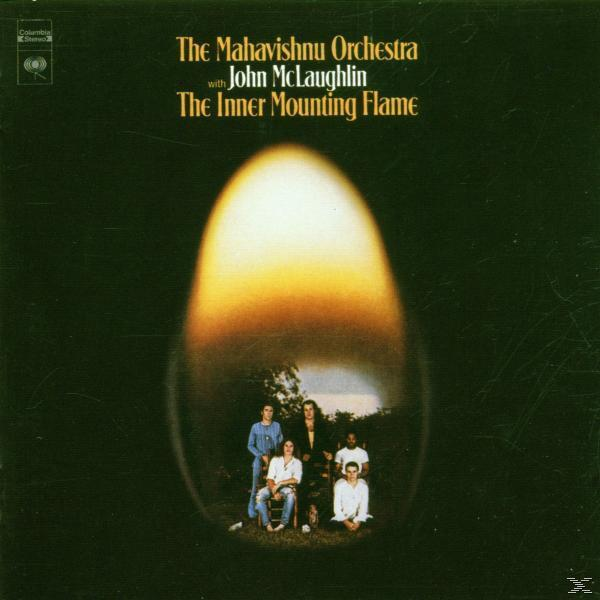 Albumcover mit einer flammenartigen Form und einer Gruppe von Männern in der Mitte. Dunkelgrüner Hintergrund und Albumtext.