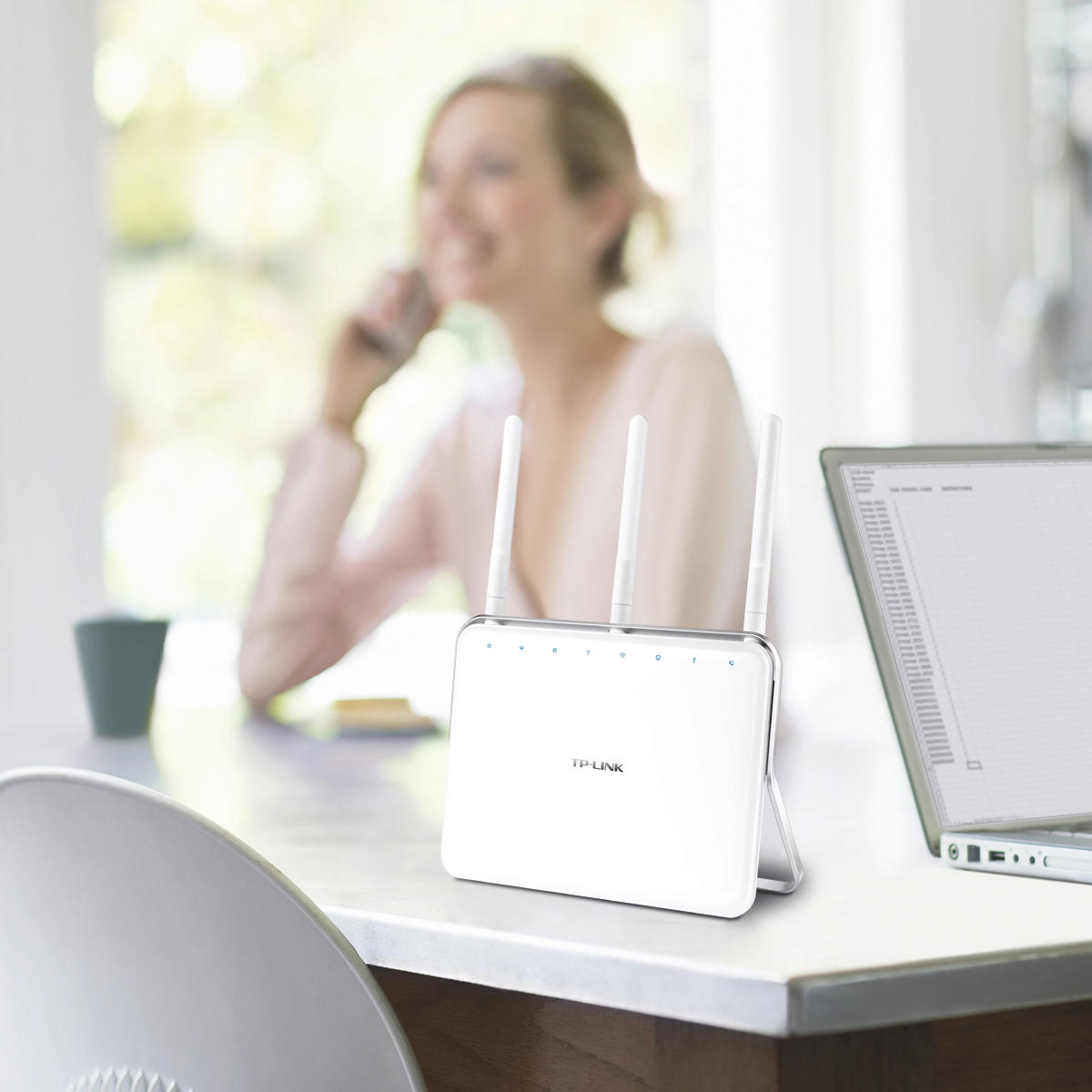TP-LINK VR900V AC1900 WLAN-TELEFONIE-DSL Router
