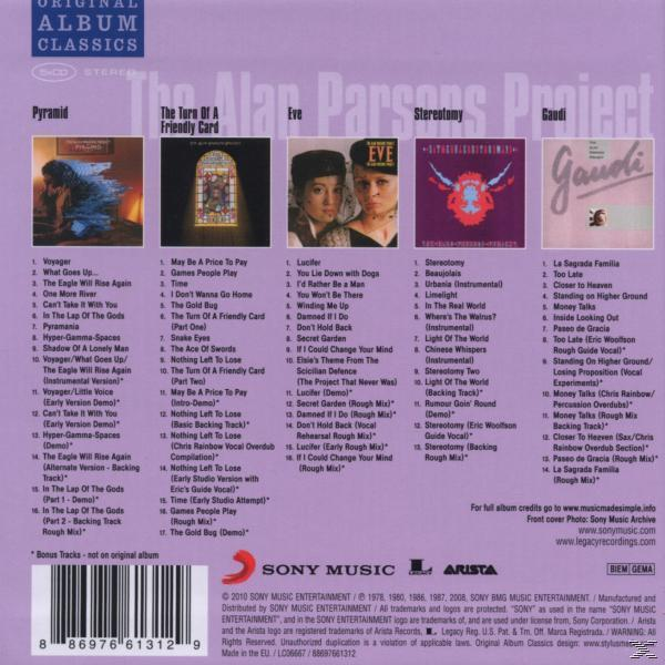 Albumcover mit Titelliste und Artwork. Die Albumtitel sind auf Englisch.