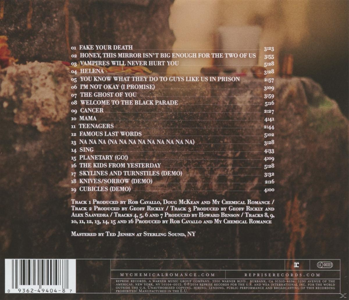 CD-Rückseite. Titelliste für My Chemical Romance Album. Text auf weißem Hintergrund.