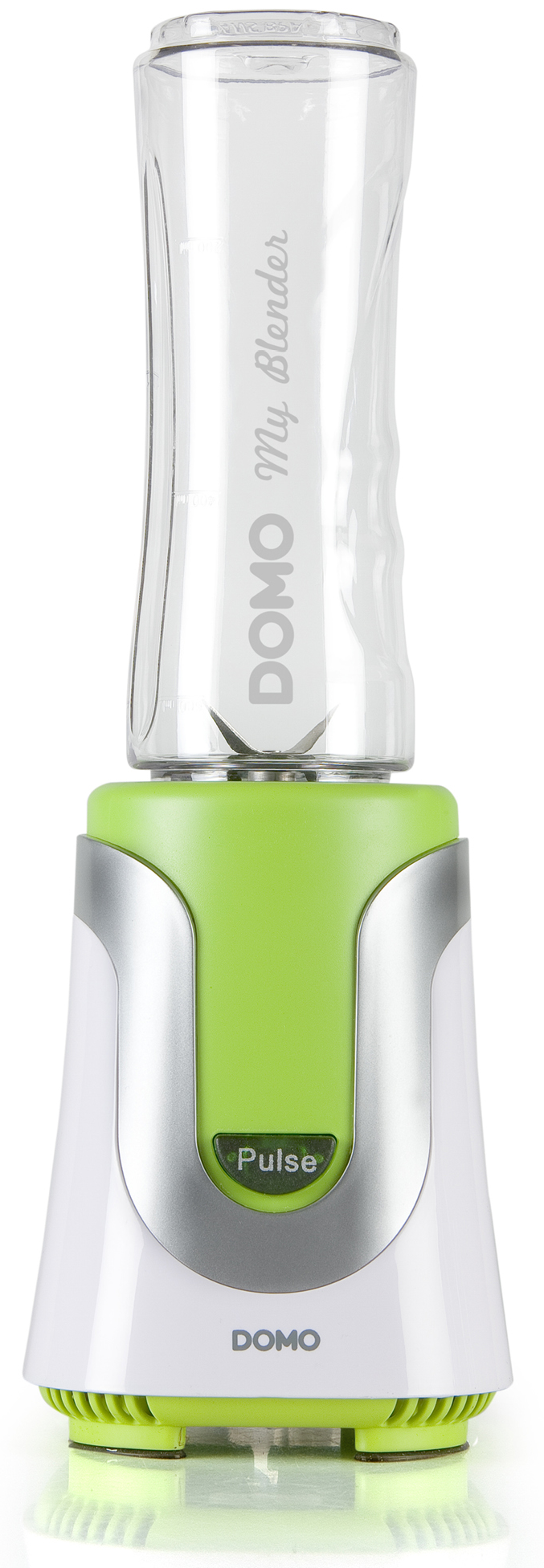 Witte en groene blender. Heeft een doorzichtige container, groene basis, zilveren accenten en een 'Pulse'-knop.