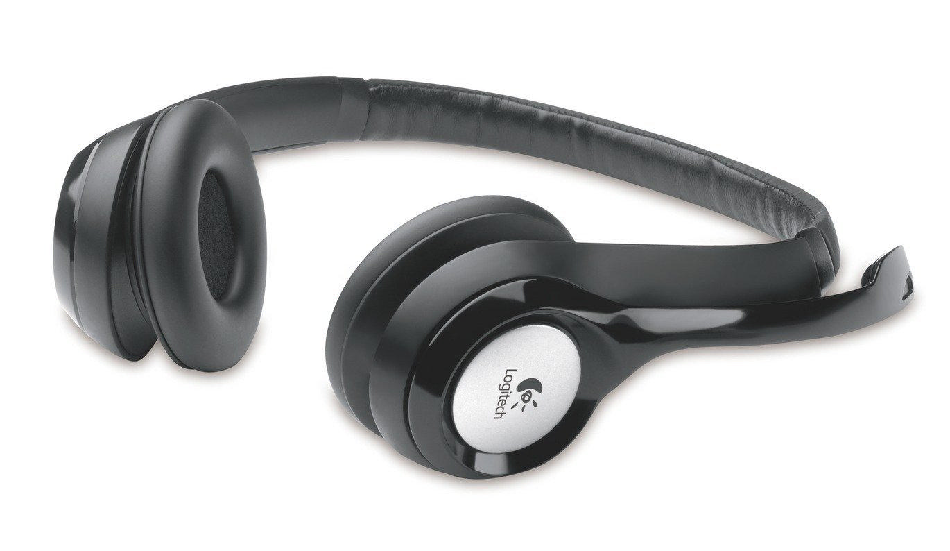 Siyah kulaklıklar. Logitech logosu yan tarafta görülebilir.