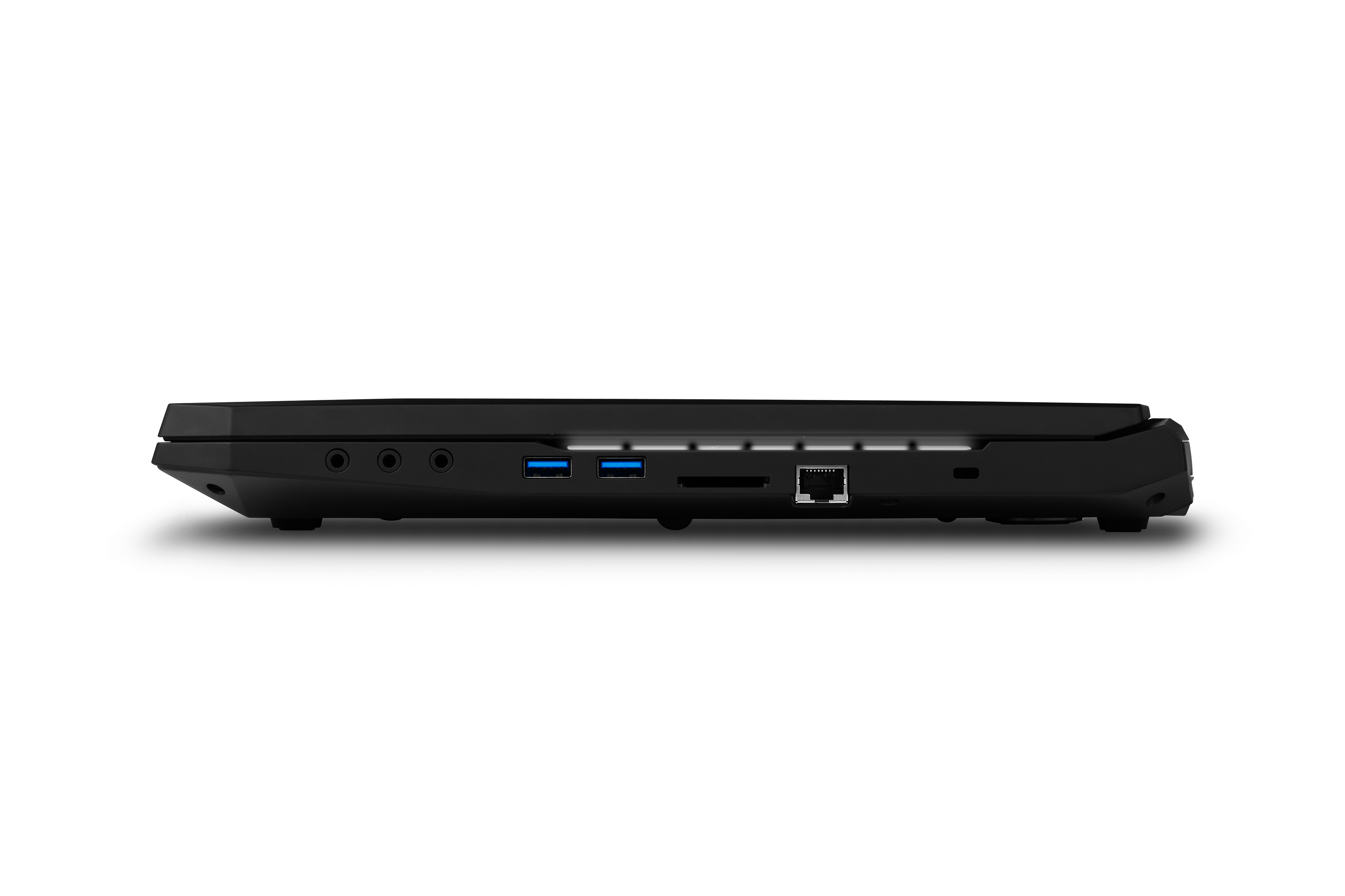 MEDION Erazer X7841 MD99729 - 17,3 Zoll - Intel® Core™ i7 i7-6700HQ - 12 GB - 1 TB - NVIDIA GeForce® GTX 970 - Windows 10 Home (64 Bit)