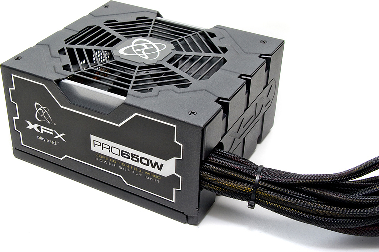 XFX P1650XNLB9 Netzteil