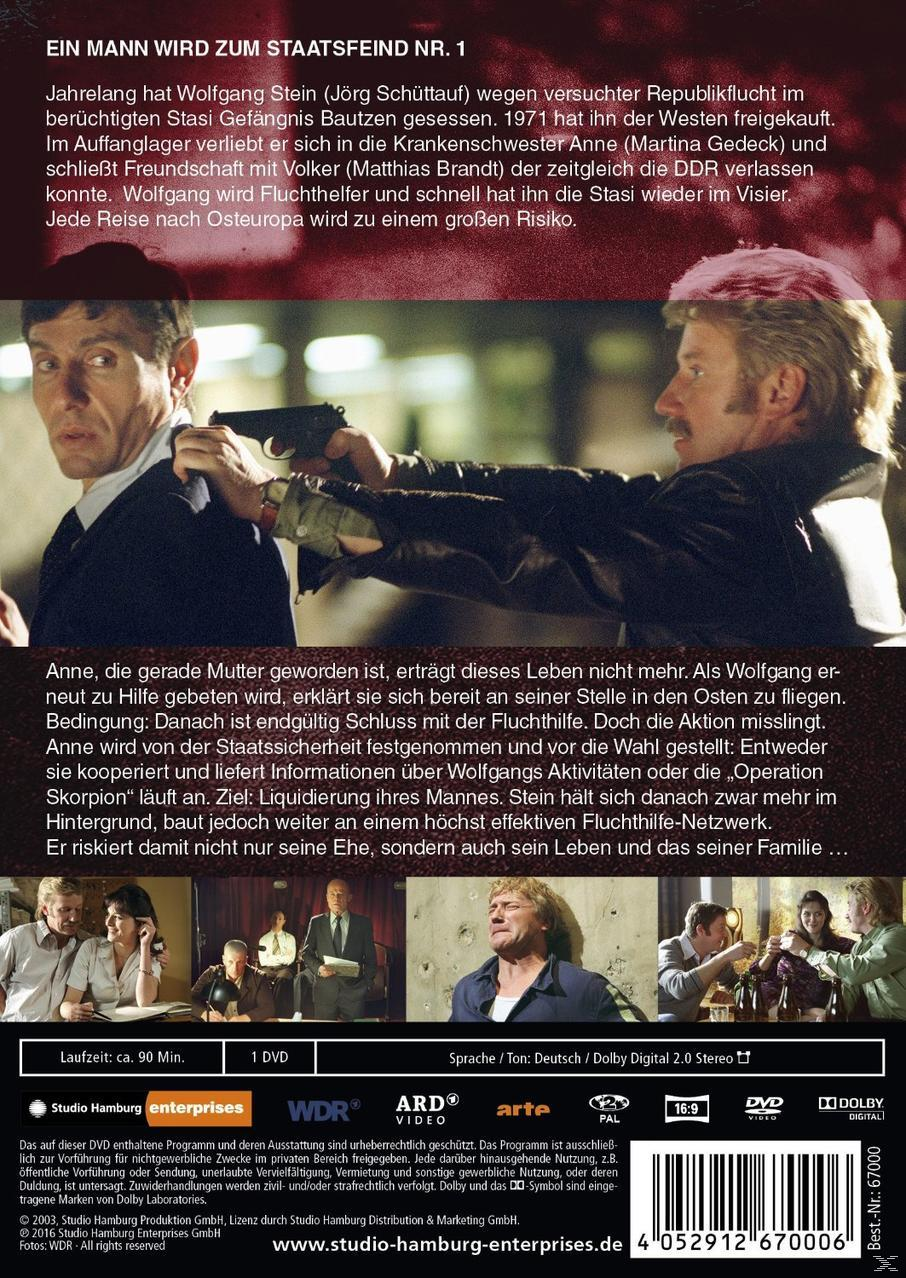 DVD-Cover, zwei Männer mit Waffen, verschiedener Text und Bilder eines Films.