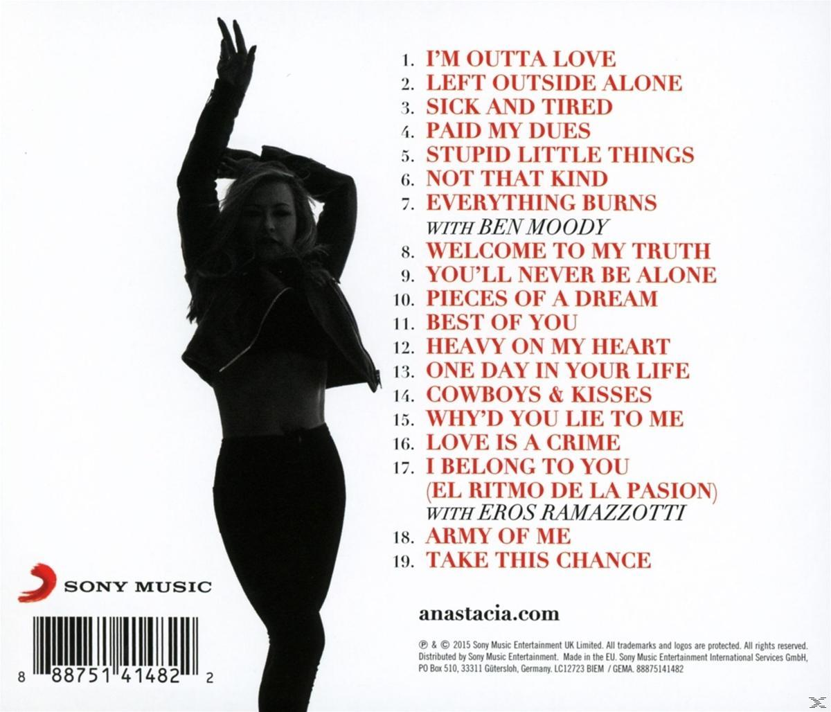 CD-Cover, Silhouette einer Frau mit erhobenen Armen, roter Text auf weißem Hintergrund.