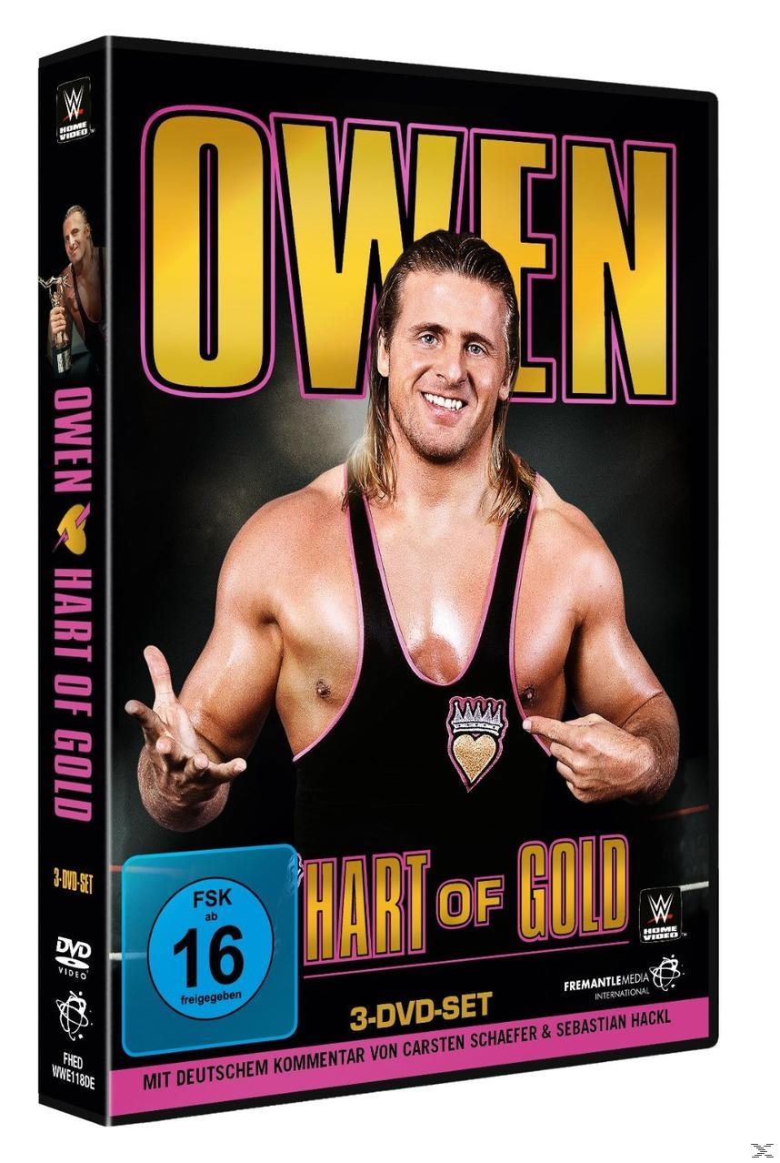 DVD-Cover von Owen Hart. Ein Mann im Tanktop, der auf seine Brust zeigt, mit goldfarbenem und schwarzem Hintergrund.