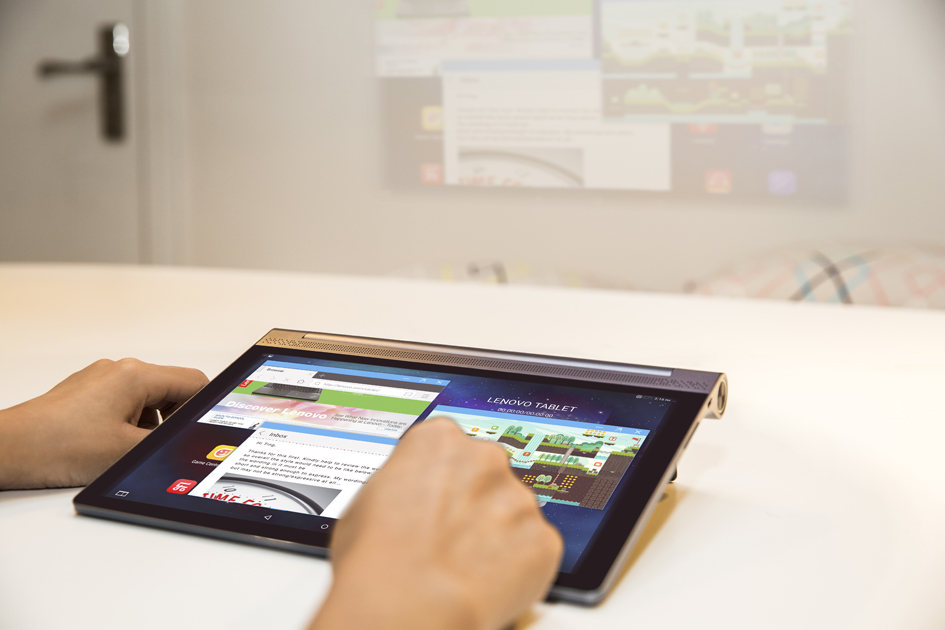 LENOVO Tablette Yoga Tab 3 Pro X50F 10.1" 32 GB avec projecteur intégré (ZA0F0060SE)