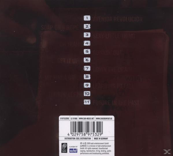 CD-Cover mit Titelliste. Dunkelroter Hintergrund. Schwarzer Text und weiße Zahlen. Text: Soap on a Rope.