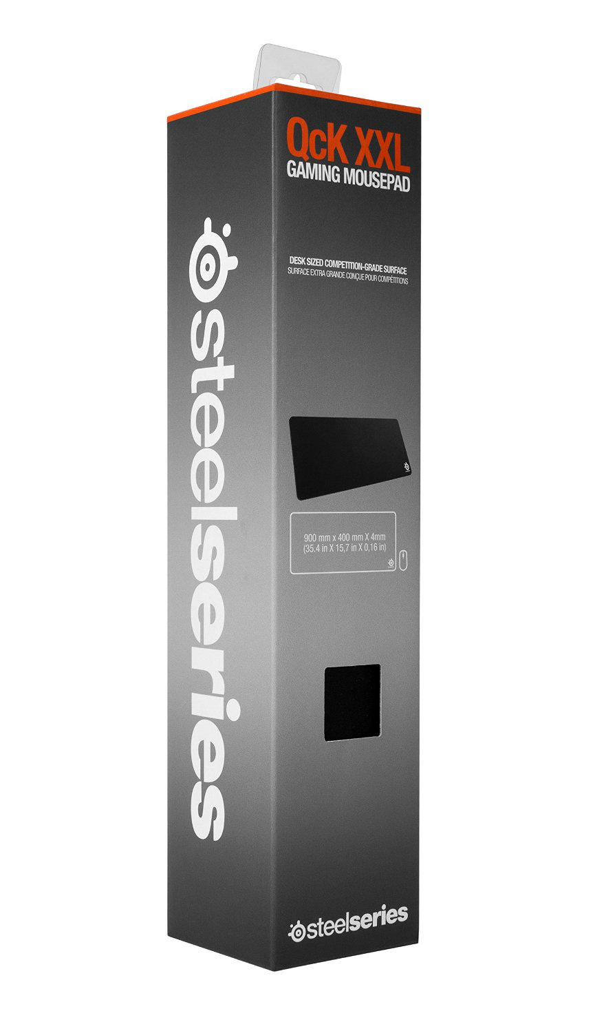 Ock XXL oyun mousepad'i için uzun bir kutu, siyah beyaz. SteelSeries logosu kutunun üzerinde.