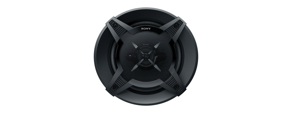 Siyah Sony hoparlör, örgü ön ve dört adet haç şeklinde vurgu. Beyaz zemin.