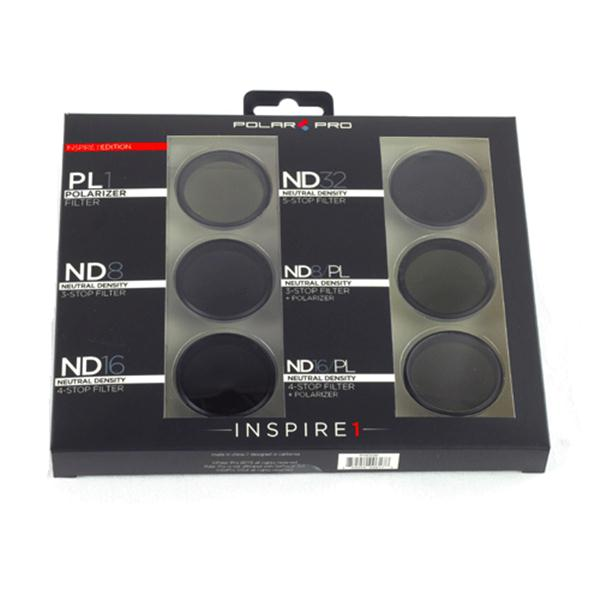 Zwarte doos met Polar Pro filters. Bevat meerdere cirkelvormige filters met verschillende dichtheden en functies, gelabeld.