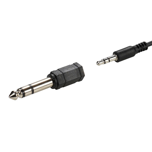 Zwei Audio-Klinkenstecker: ein Stecker und eine Buchse mit Adapter.