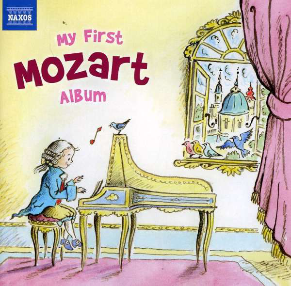 CD borító. Egy gyerek zongorázik. A cím My First Mozart Album. A háttér egy ablak.