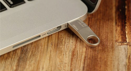 KINGSTON 32GB USB 3.0 Data Traveler USB Bellek DTSE9G2/32GB