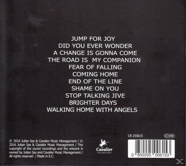 CD-Cover mit Titelliste, Künstler- und Labelinformationen. Der Hintergrund ist dunkel und strukturiert.