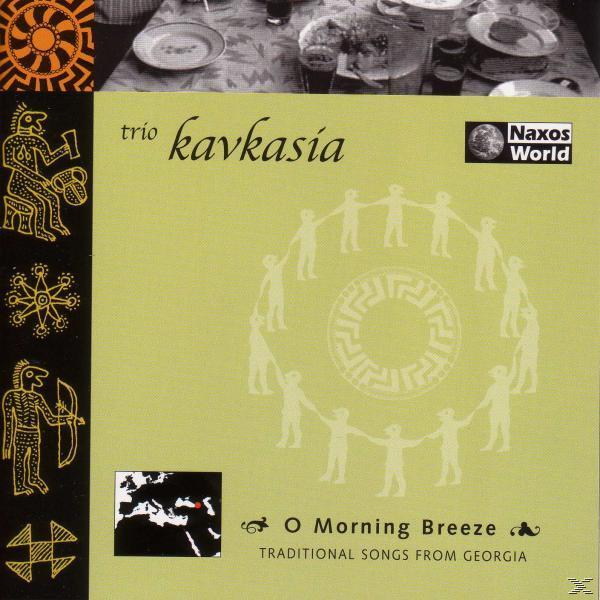 CD-Cover: Titel Trio Kavkasía, Menschen im Kreis, Karte und eine Tischdecke im Hintergrund.
