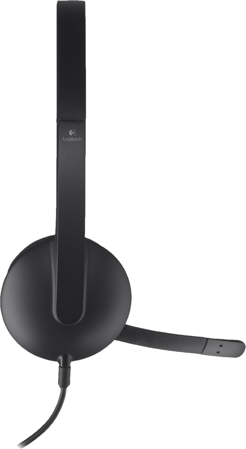 Fekete Logitech headset mikrofonnal. Kábel csatlakoztatva. Fehér háttér.